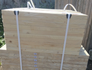 连续型桶板家具面板 歐洲雲杉 18 mm x 200 mm x 6000 mm