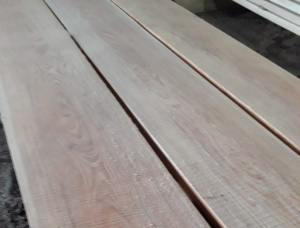 32 mm x 200 mm x 3000 mm Acacia Flitch