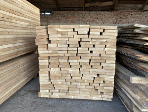 0.5 mm x 150 mm x 2000 mm GR R/S  Oak Lumber