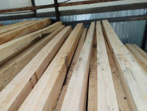 32 mm x 100 mm x 2400 mm  建築材 云杉 - 松 - 冷杉 (SPF) S4S KD