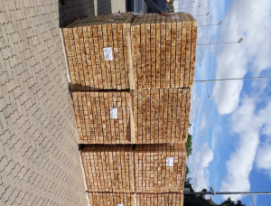 Eucalyptus Pallet timber 17 mm x 120 mm x 2 m