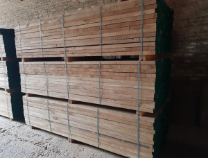 32 mm x 150 mm x 3000 mm KD S2S Heat Treated Oak Lumber