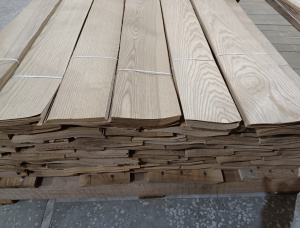 Beech Natural Veneer 2000 mm x 100 mm x 1 mm