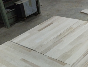 连续型桶板家具面板 桦木 40 mm x 150 mm x 2000 mm