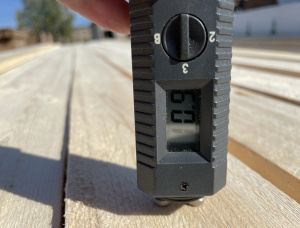 25 mm x 100 mm x 6000 mm KD R/S  Pine Lumber