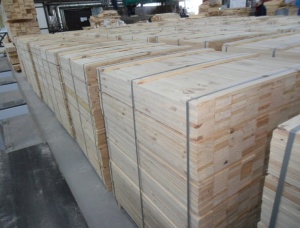 Pine Pallet Elements KD 100 mm x 300 mm x 6000 mm