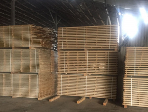 32 mm x 150 mm x 3000 mm KD S2S Heat Treated Oak Lumber