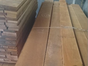 30 mm x 200 mm x 2000 mm  建築材 阿尔德木 R/S KD