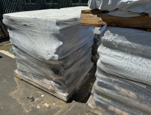 Nestro Wood Briquettes 5 in. x 5 in. x 13 in.
