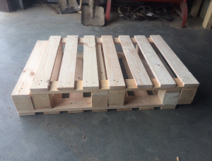 Spruce-Pine (S-P) Pallet 800 mm x 600 mm x 129 mm