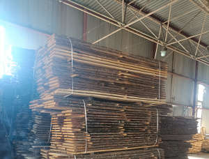 30 mm x 200 mm x 2000 mm  建築材 橡木 S4S GR