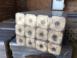 Pini-Kay Wood Briquettes 320 mm x 50 mm x 50 mm