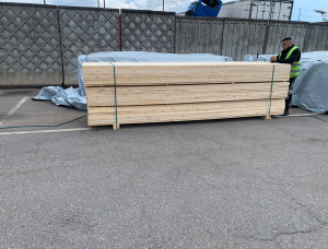 32 mm x 125 mm x 4000 mm Hitzebehandelt Eingefasstes Brett Gemeine Fichte R/S KD