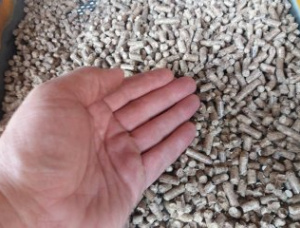 歐洲赤松 木制颗粒 6 mm x 30 mm