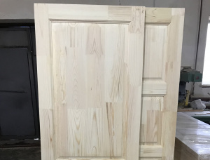 Scots Pine Door 2000 mm x 800 mm x 38 mm