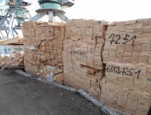 timber in the Astrakhan port