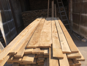 30 mm x 200 mm x 3000 mm KD R/S  Oak Lumber