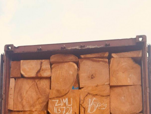 Пиловочник Доусси (Афзелия, Лингуе, Апа, Чанфута) 17 in. x 9 ft.