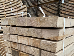 100 mm x 200 mm x 4000 mm GR  Oak Beam