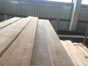 50 mm x 100 mm x 1000 mm KD R/S Heat Treated Beech Lumber