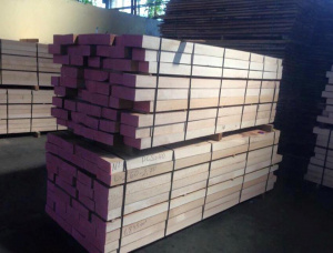 8 mm x 1200 mm x 3000 mm KD S4S Heat Treated Beech Lumber