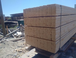 47 mm x 103 mm x 3000 mm KD S4S  Siberian spruce Lumber