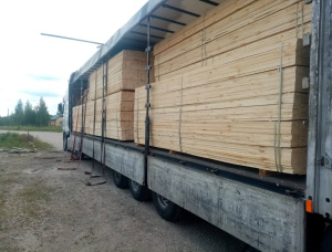 25 mm x 100 mm x 4000 mm KD S4S  Pine Lumber