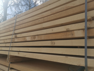 50 mm x 150 mm x 6000 mm  Eingefasstes Brett Waldkiefer R/S KD