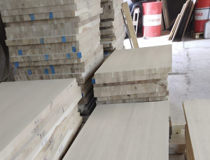 连续型桶板家具面板 橡木 40 mm x 620 mm x 2900 mm