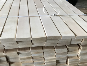 20 mm x 120 mm x 3000 mm 热处理 瓣 桦木 KD