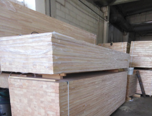 Siberian Pine 1 Ply Solid Wood Panel 18 mm x 600 mm x 3000 mm