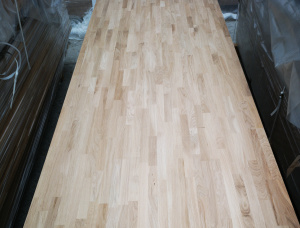 家具面板指接型态 (不连续桶板) 橡木 40 mm x 600 mm x 3000 mm
