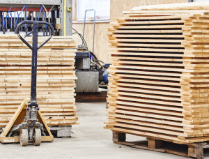 Spruce-Pine-Fir (SPF) Pallet timber 15 mm x 70 mm x 2 m