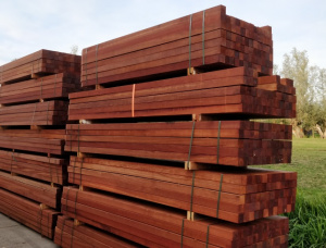 68 mm x 68 mm x 1000 mm AD R/S  Angelim vermelho Lumber