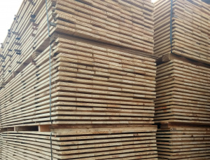 19 mm x 150 mm x 3660 mm Hitzebehandelt Eingefasstes Brett Taeda Pine R/S KD