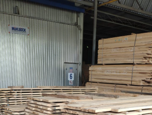 30 mm x 100 mm x 2000 mm KD S4S Heat Treated Oak Lumber