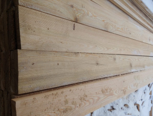 32 mm x 150 mm x 6000 mm  Eingefasstes Brett Sibirische Lärche R/S GR
