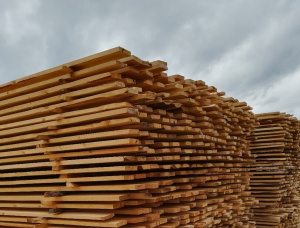 50 mm x 100 mm x 4000 mm KD S4S  European spruce Lumber