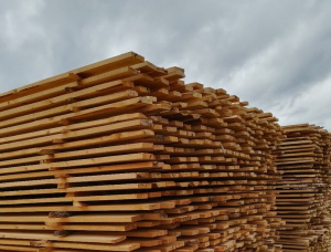 50 mm x 150 mm x 4000 mm KD S4S  European spruce Lumber