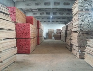 Обрезная доска Бук 50 мм x 100 мм x 3 м