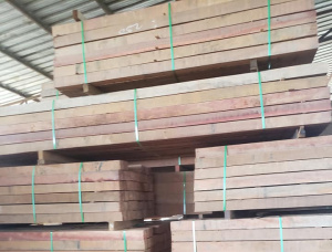 100 mm x 100 mm x 4000 mm AD Pressure Treated Azobé (Bongossi, Ekki) Railway Sleeper