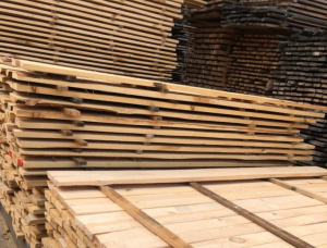 25 mm x 120 mm x 4000 mm KD S2S  Spruce Lumber