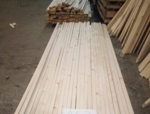 50 mm x 150 mm x 6000 mm  Eingefasstes Brett Gemeine Fichte KD