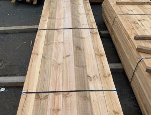 50 mm x 100 mm x 3600 mm  Eingefasstes Brett Radiata Pine R/S GR