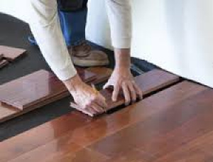 18 mm x 320 mm x 5100 mm Oak Laminated flooring