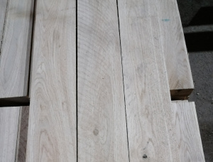 30 mm x 107 mm x 660 mm GR R/S  Oak Lumber