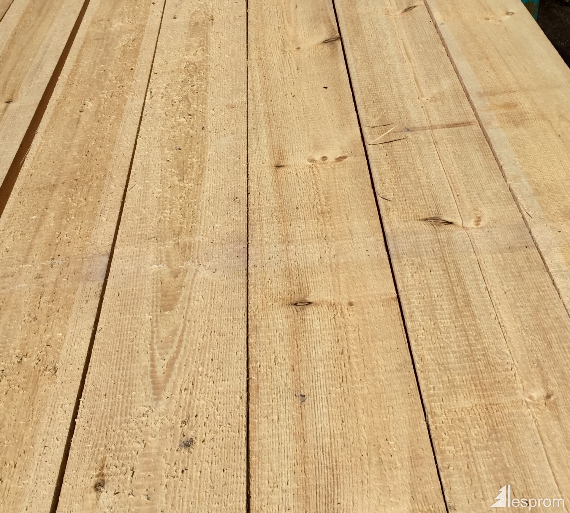 80 Mm X 250 Mm X 6000 Mm KD R S Spruce Pine S P Lumber
