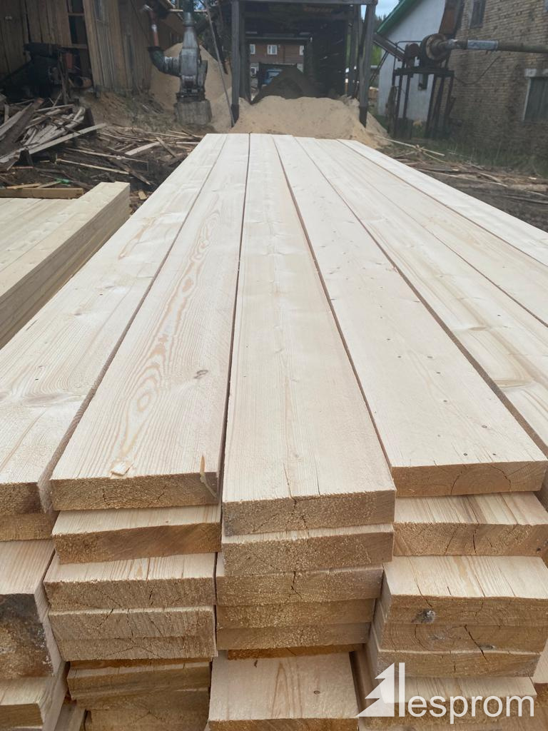 36 mm x 150 mm x 4000 mm KD R/S Heat Treated Spruce Lumber