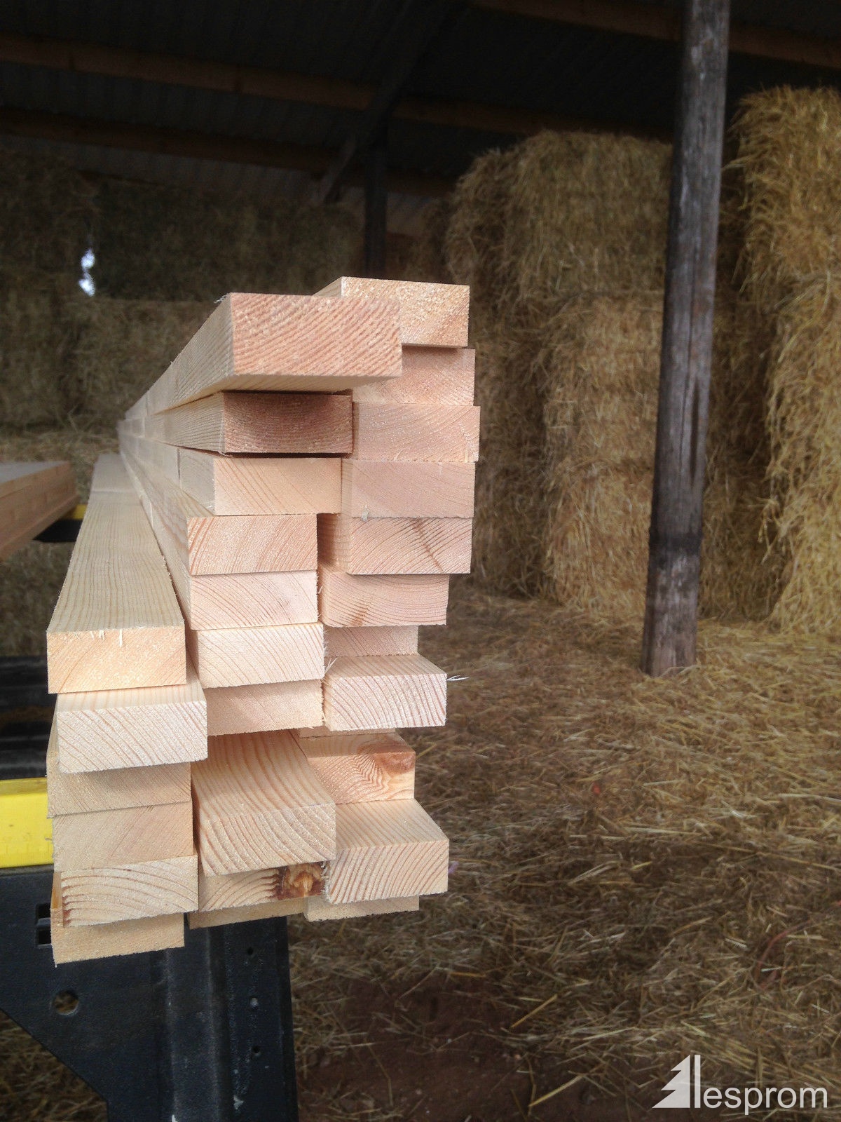 SPF Lumber KD 17 mm x 80 mm x 2000 mm
