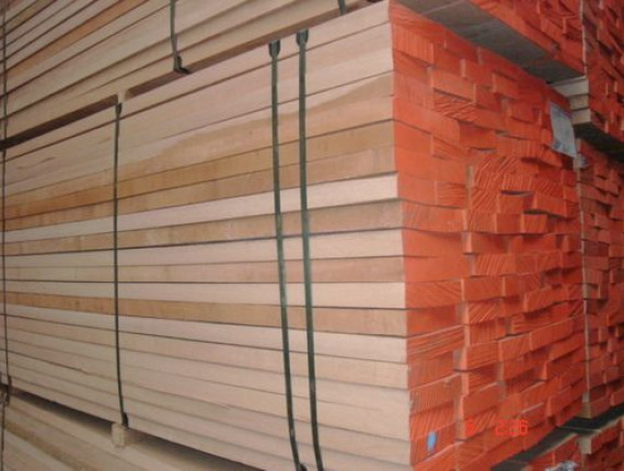 50 mm x 150 mm x 2100 mm KD S4S Heat Treated Beech Lumber